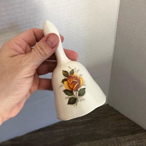 Vtg Ceramic Bell with Rose Design - Picture 11 of 11